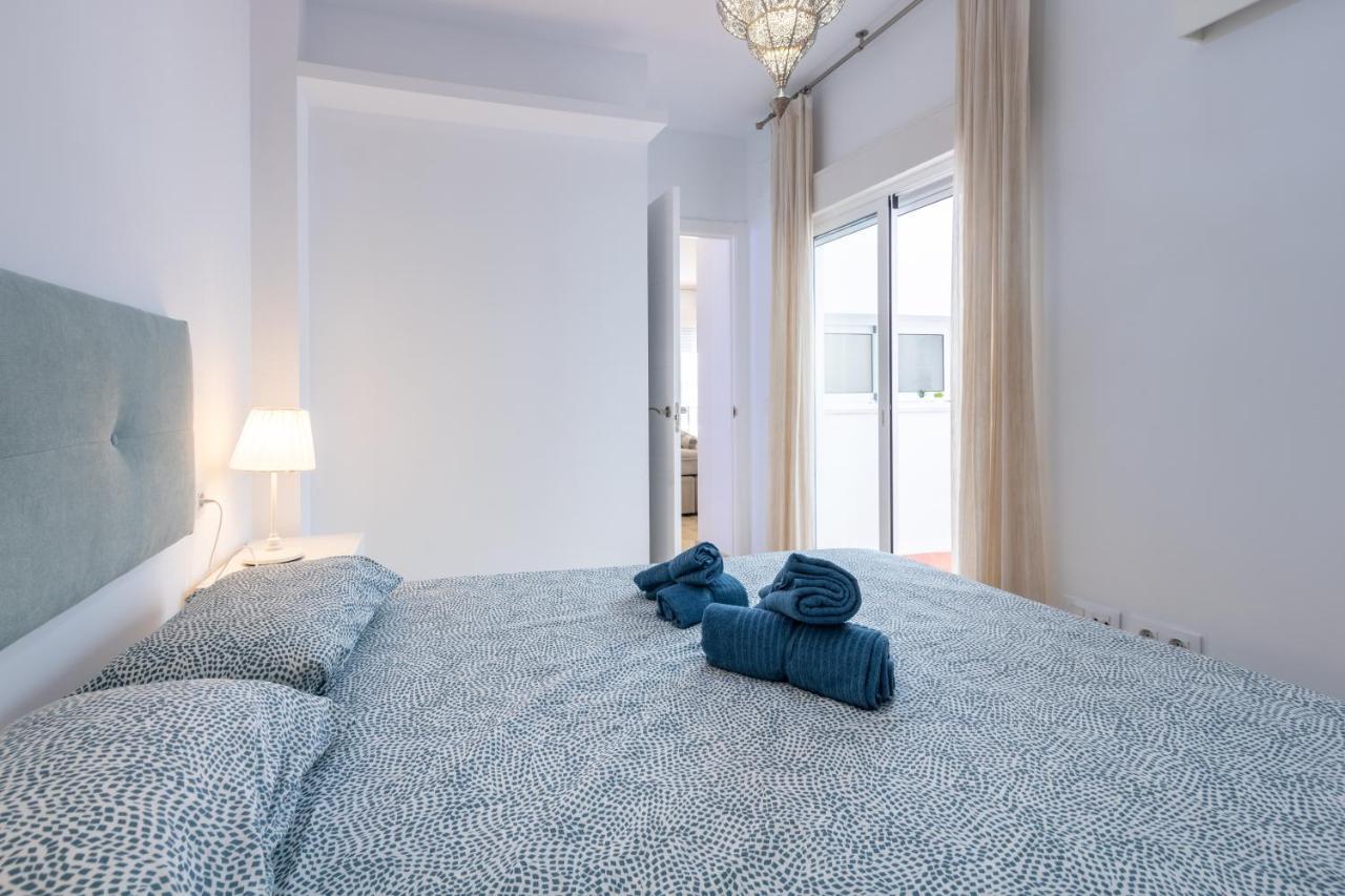 Charming 2 Bedroom Apartment Triana Bridge By Ocityzen Севиля Екстериор снимка